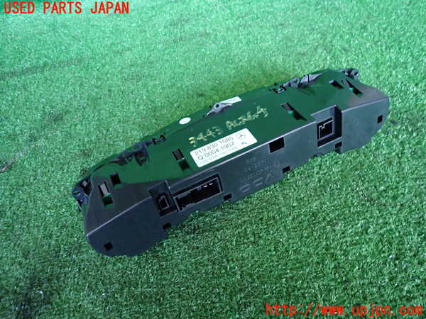 2UPJ-9234436066]ベンツ CLS350(219356C)(219)エアコンスイッチ1 中古_2