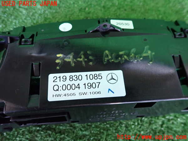 2UPJ-9234436066]ベンツ CLS350(219356C)(219)エアコンスイッチ1 中古_3