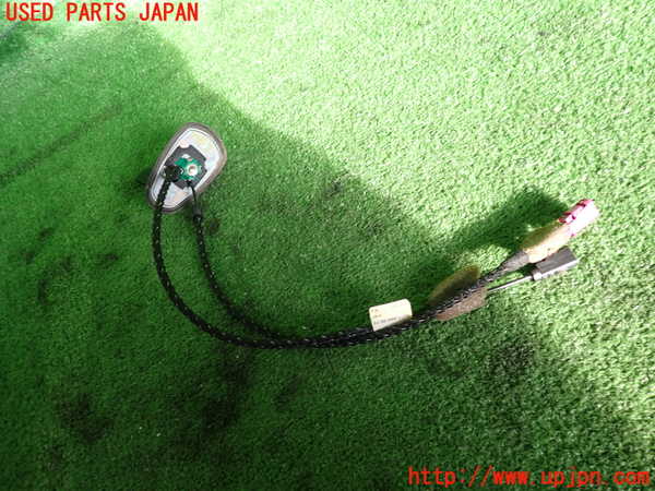 2UPJ-9234436550]ベンツ CLS350(219356C)(219)アンテナ 中古_3