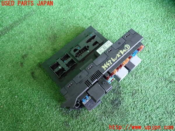 2UPJ-9234436743]ベンツ CLS350(219356C)(219)ヒューズボックス3 中古_2