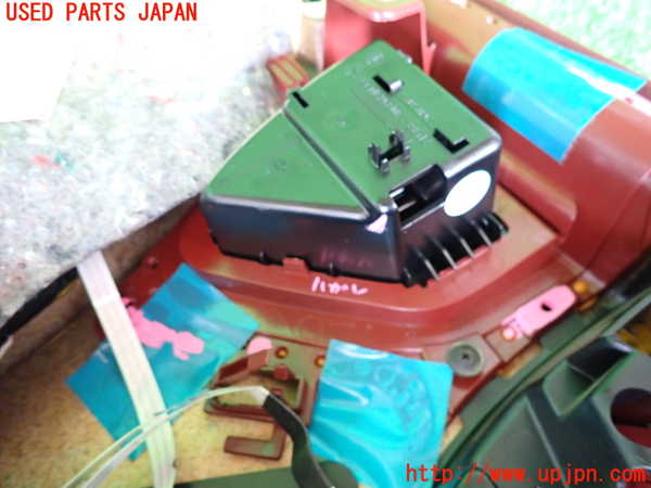 2UPJ-9234431294]ベンツ CLS350(219356C)(219)右後ドア内張り (ジャンク品) 中古_4