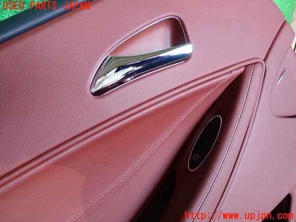 2UPJ-9234431324]ベンツ CLS350(219356C)(219)左後ドア内張り (ジャンク品) 中古_2