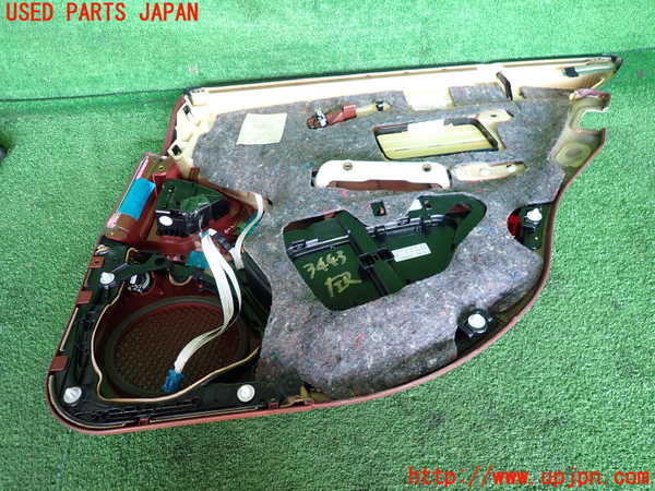 2UPJ-9234431324]ベンツ CLS350(219356C)(219)左後ドア内張り (ジャンク品) 中古_3