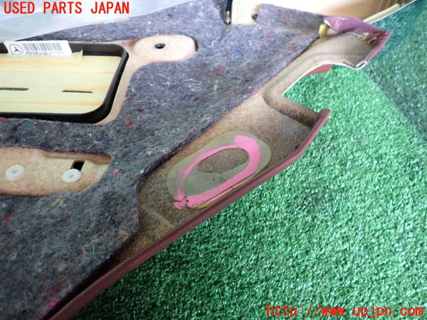 2UPJ-9234431324]ベンツ CLS350(219356C)(219)左後ドア内張り (ジャンク品) 中古_5