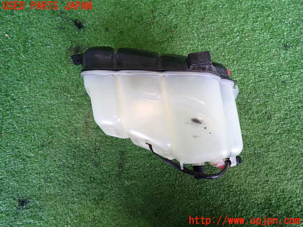 2UPJ-9234442410]ボルボ・S60(FB4164T)ラジエータータンク 中古_3