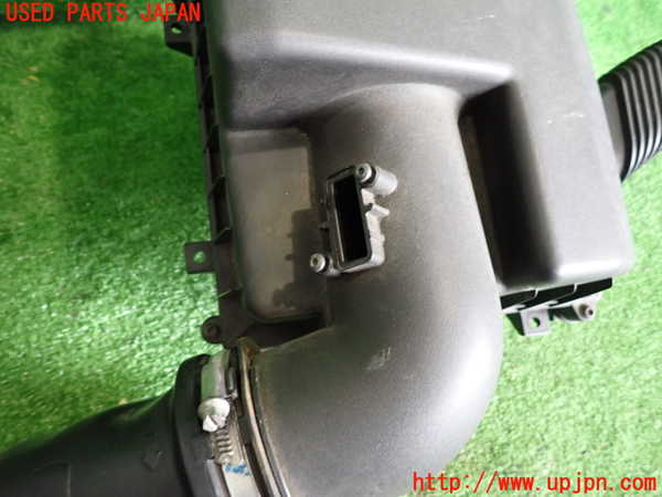 2UPJ-9234442560]ボルボ・S60(FB4164T)エアクリーナーボックス 中古_2