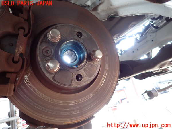 2UPJ-9234444295]ボルボ・S60(FB4164T)左フロントナックルハブ 中古_1