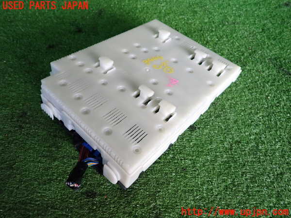 2UPJ-9234446741]ボルボ・S60(FB4164T)ヒューズボックス1 中古_2