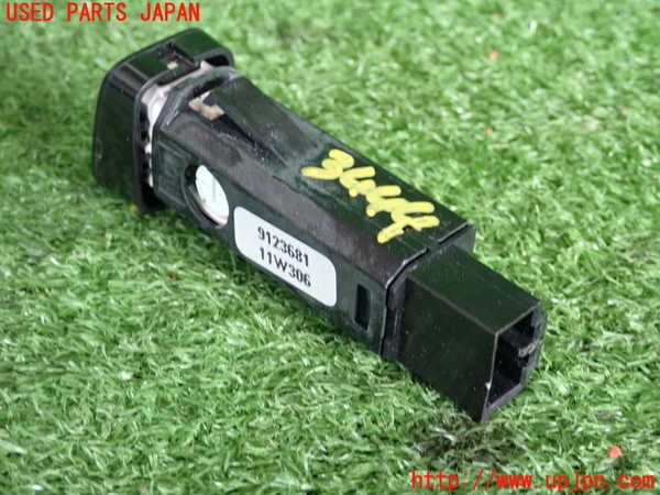 2UPJ-9234446290]ボルボ・S60(FB4164T)ハザードスイッチ 中古_2