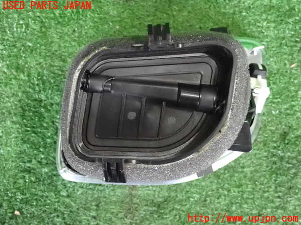 2UPJ-9234447527]ボルボ・S60(FB4164T)エアコン吹き出し口2 (左) 中古_4