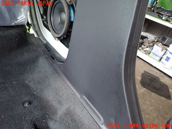 2UPJ-9234447670]ボルボ・S60(FB4164T)左センターピラートリム 中古_4