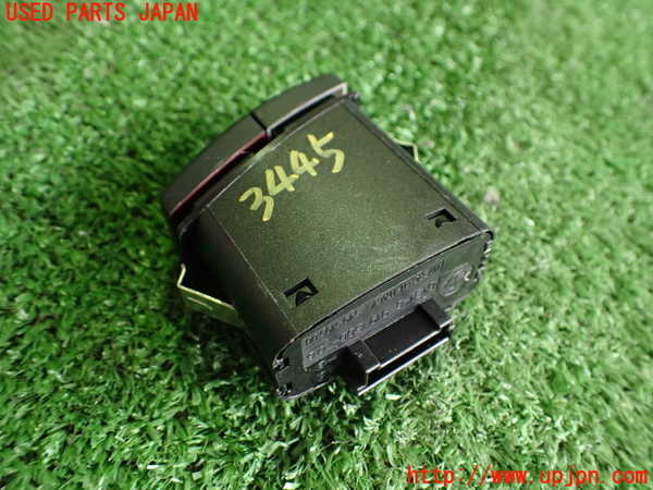 2UPJ-9234456290]BMW Z4 E89(LL20)ハザードスイッチ 中古_3