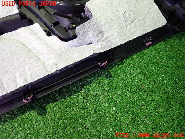 2UPJ-9234457680]BMW Z4 E89(LL20)左リアピラートリム ジャンク_5