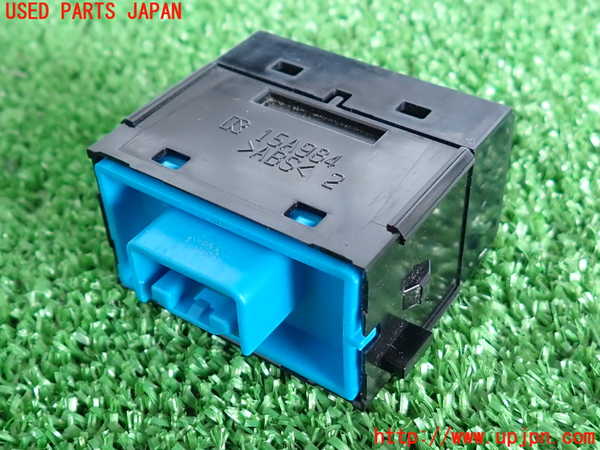 2UPJ-9234466310]レクサス・IS250(GSE20)スイッチ5 (ON OFF) 中古_2