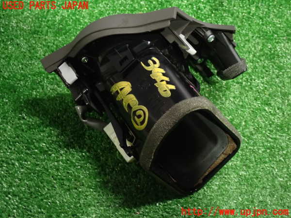 2UPJ-9234467527]レクサス・IS250(GSE20)エアコン吹き出し口2 (右) 中古_2