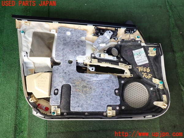 2UPJ-9234461234]レクサス・IS250(GSE20)右前ドア内張り 中古_4