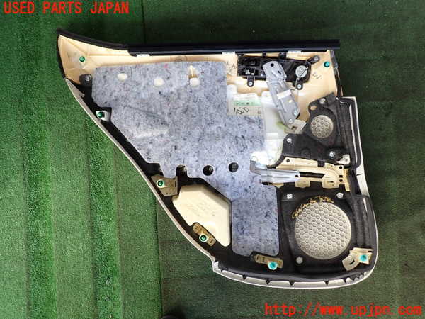 2UPJ-9234461294]レクサス・IS250(GSE20)右後ドア内張り 中古_4