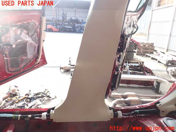 2UPJ-9234467665]レクサス・IS250(GSE20)右センターピラートリム 中古_3