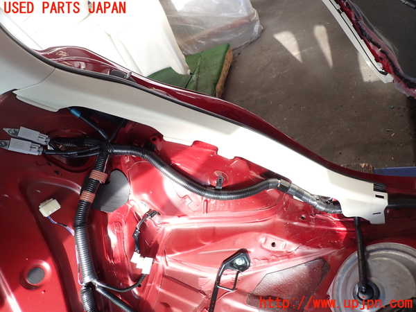 2UPJ-9234467680]レクサス・IS250(GSE20)左リアピラートリム 中古_3