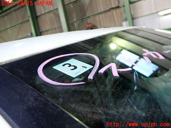 2UPJ-9234471195]ベンツ B180(246242)(246)フロントガラス 中古(43R-001051 M452)_4