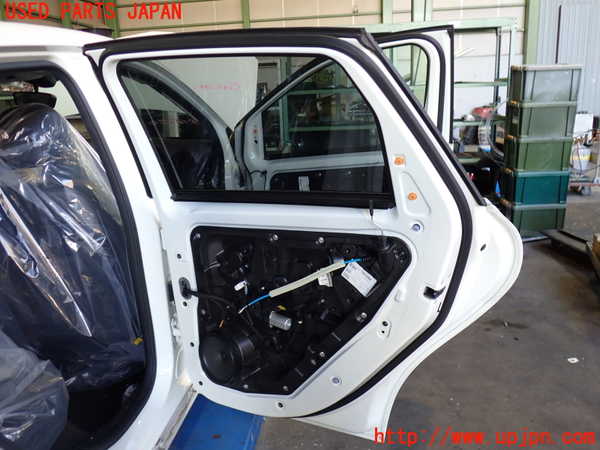 2UPJ-9234471290]ベンツ B180(246242)(246)右後ドア 中古(43R-006723 M101)_5