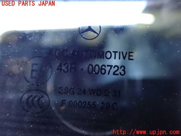 2UPJ-9234471380]ベンツ B180(246242)(246)右クォーターガラス 中古(43R-006723)_2
