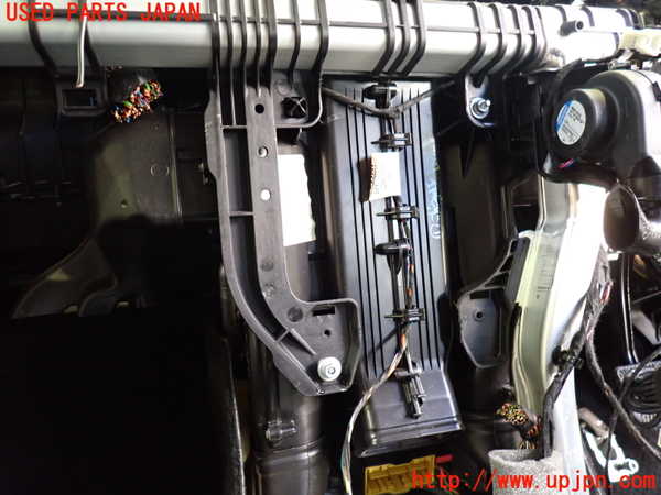 2UPJ-9234476081]ベンツ B180(246242)(246)エバポレーター1 中古_2