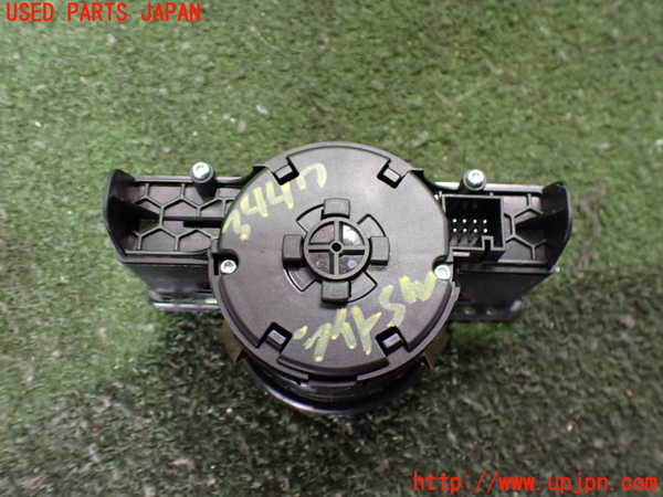 2UPJ-9234476285]ベンツ B180(246242)(246)ライトスイッチ 中古_2