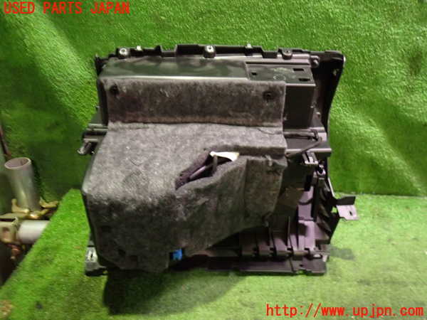 2UPJ-9234477516]ベンツ B180(246242)(246)グローブボックス1 中古_3