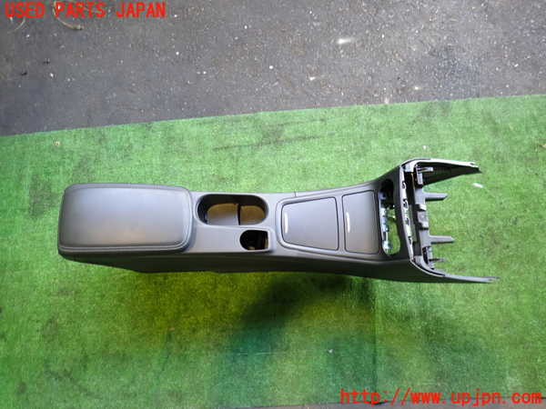 2UPJ-9234477540]ベンツ B180(246242)(246)センターコンソール 中古_3