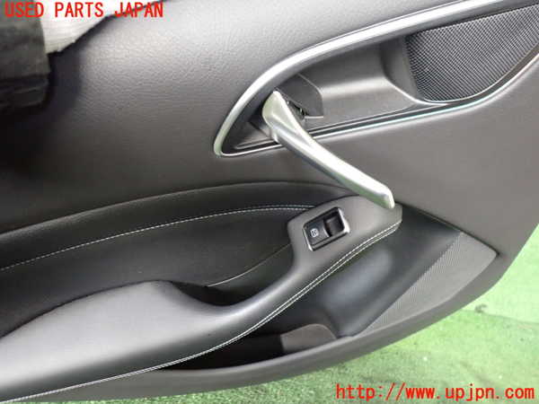 2UPJ-9234471324]ベンツ B180(246242)(246)左後ドア内張り 中古_2