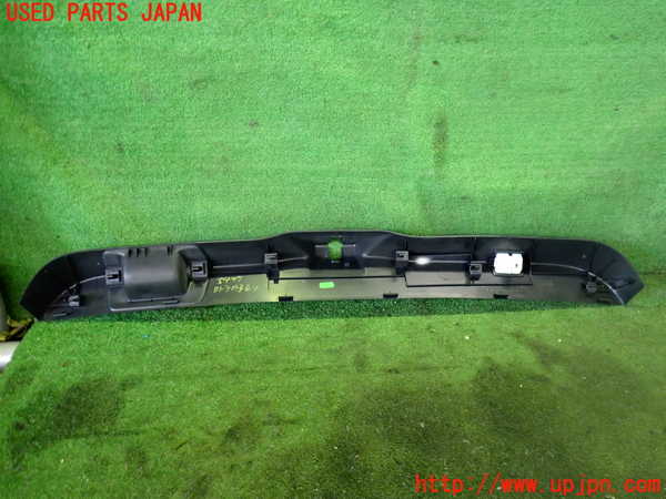 2UPJ-9234471578]ベンツ B180(246242)(246)バックドア内張り 中古_2