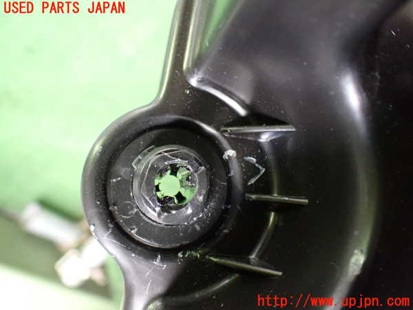 2UPJ-9234477772]ベンツ B180(246242)(246)ラゲッジトレイ2 中古_3