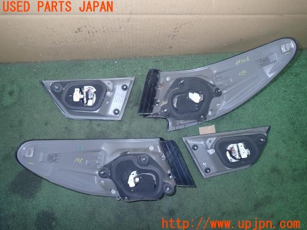 3UPJ=9234480547]マークX 250S GRスポーツ(GRX130)後期 純正 KOITO 22-360 テールランプ フィニッシャー 中古_3