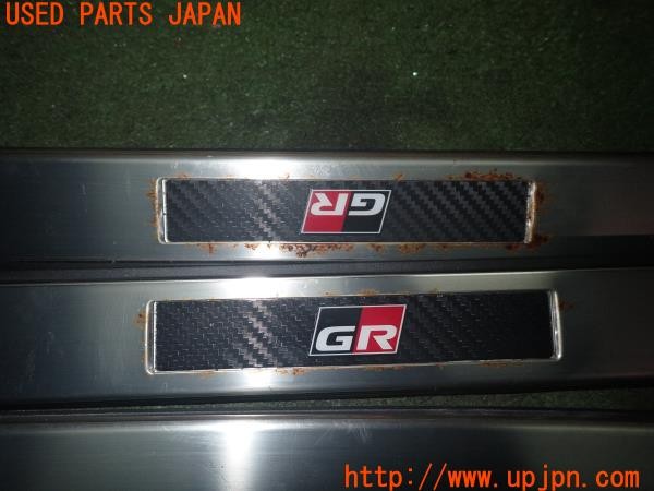 3UPJ=9234480616]マークX 250S GRスポーツ(GRX130)後期 純正 スカッフプレート 中古_2