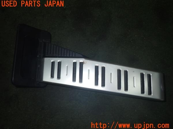 3UPJ=9234480630]マークX 250S GRスポーツ(GRX130)後期 トヨタ純正 アクセルペダル ペダルカバー 中古_2