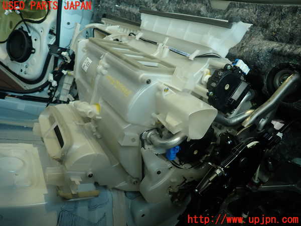 2UPJ-9234486081]マークX(GRX130)エバポレーター1 中古_2