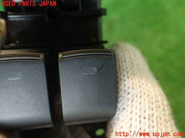 2UPJ-9234486240]マークX(GRX130)右前パワーウィンドウスイッチ 中古_3