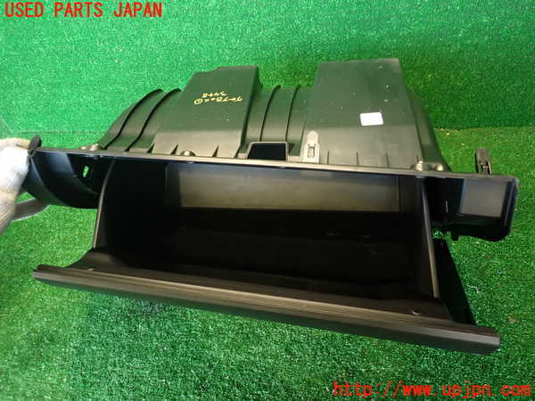 2UPJ-9234487516]マークX(GRX130)グローブボックス1 中古_4