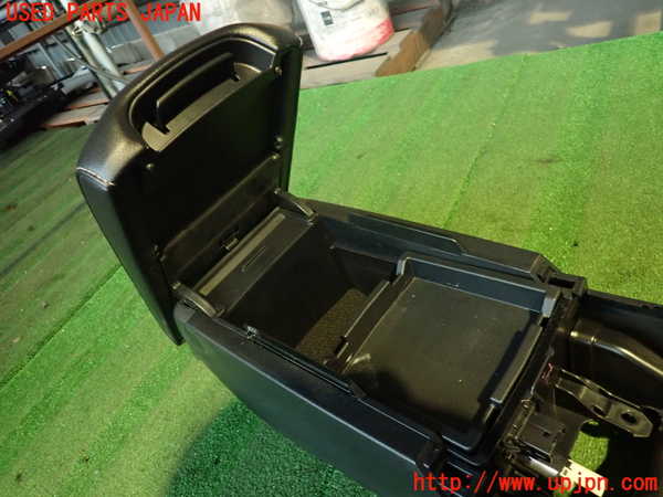 2UPJ-9234487540]マークX(GRX130)センターコンソール 中古_2