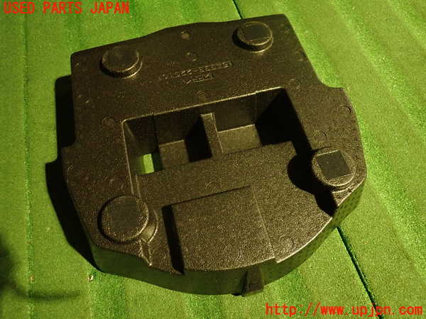 2UPJ-9234487773]マークX(GRX130)ラゲッジトレイ3 中古_2