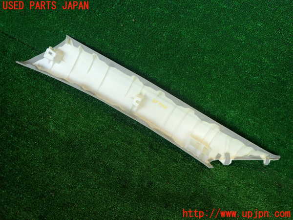 2UPJ-9234487655]マークX(GRX130)右フロントピラートリム 中古_3