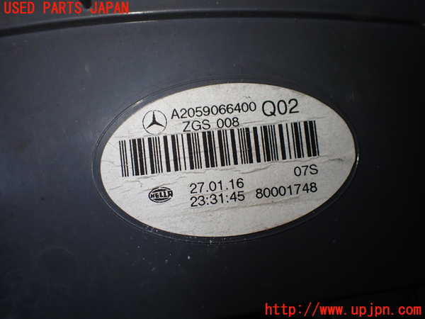 1UPJ-9234491530]ベンツ C180 クーペ(205340C)(205)右テールランプ 中古_4