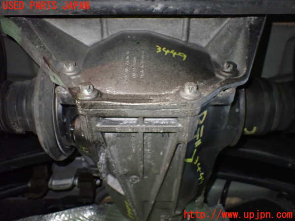 1UPJ-9234494355]ベンツ C180 クーペ(205340C)(205)リアデフ 中古_4