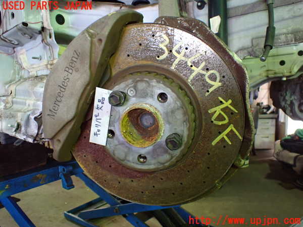 1UPJ-9234494290]ベンツ C180 クーペ(205340C)(205)右フロントナックルハブ (ジャンク品) 中古_2