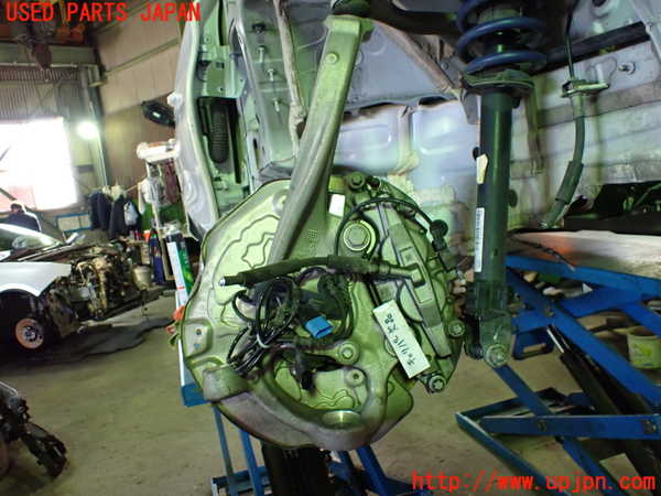 1UPJ-9234494290]ベンツ C180 クーペ(205340C)(205)右フロントナックルハブ (ジャンク品) 中古_3