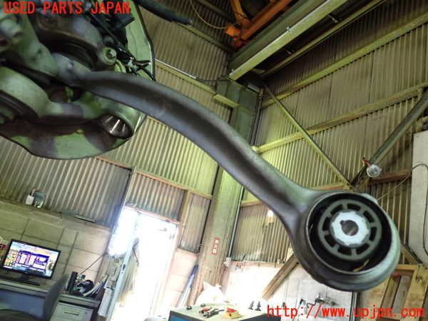 1UPJ-9234495320]ベンツ C180 クーペ(205340C)(205)左フロントテンションロッド 中古_3