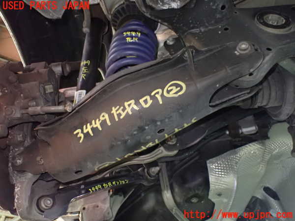 1UPJ-9234495227]ベンツ C180 クーペ(205340C)(205)左リアロアアーム2 中古_2