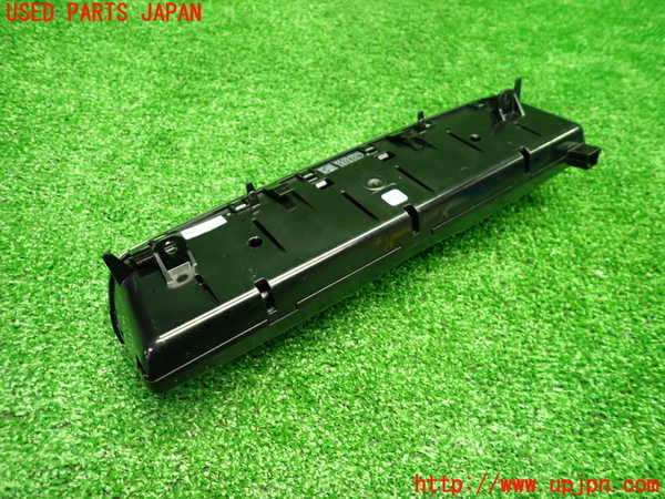 1UPJ-9234496066]ベンツ C180 クーペ(205340C)(205)エアコンスイッチ1 中古_3