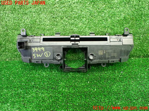 1UPJ-9234496306]ベンツ C180 クーペ(205340C)(205)スイッチ1 中古_2